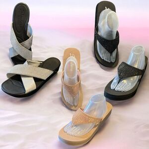 Skechers Yoga Foam & Bumblers 3pc Sandal Lot Bundle Size 11